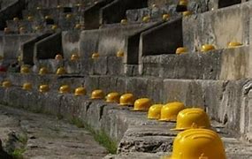 MORTI SUL LAVORO, LA STRAGE CONTINUA. SEGNALA OGNI COSA ALLO SPORTELLO